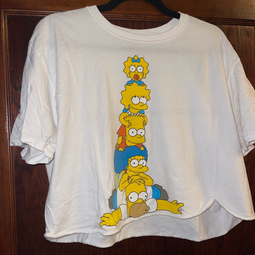 Cropped Simpson’s Graphic Tee